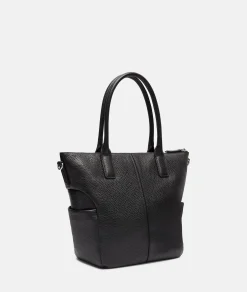 Annie Satchel M