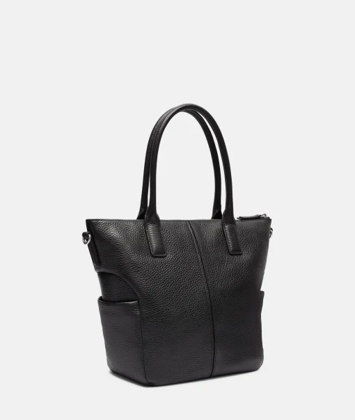 Annie Satchel M