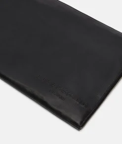 Elvira Laptop Case