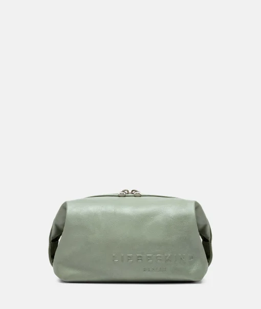 Elvira Pouch