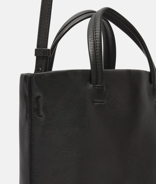 Hera Tote M