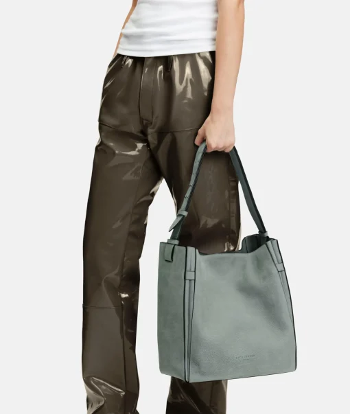 Hilla Hobo L