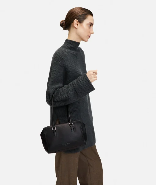 Kayla Satchel S
