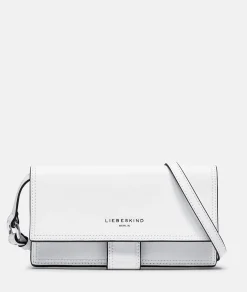 Lisa Purse