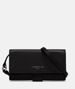Lisa Purse