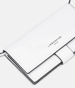 Lisa Purse