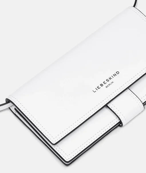 Lisa Purse