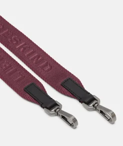 Logo shoulder strap