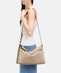 Lora Crossbody M