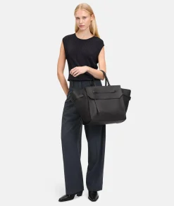 Lora Satchel L