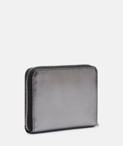 Metallic Ezra Conny