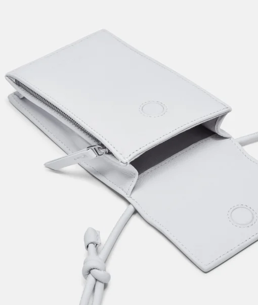 Mobile pouch