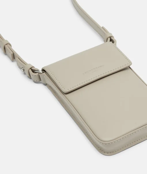 Mobile pouch