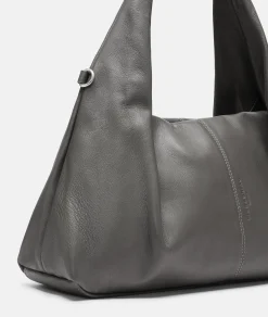 Scarlet Satchel M
