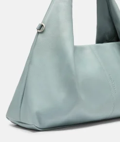 Scarlet Satchel M