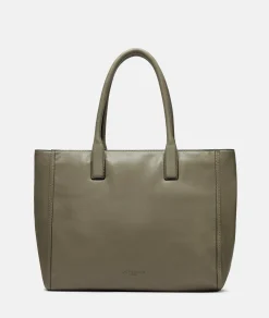 Shopper L