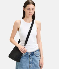 Shoulder strap