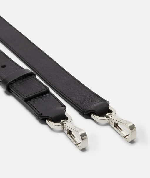 Shoulder strap