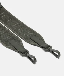 Shoulder strap