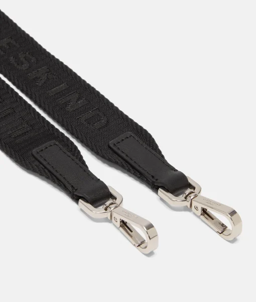 Shoulder strap